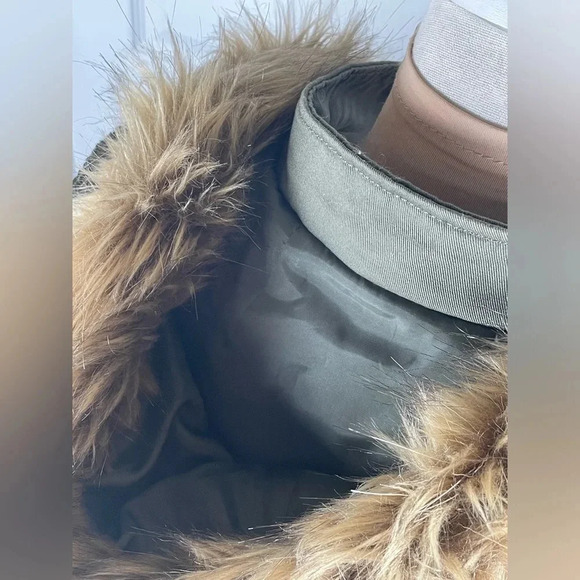 Express Green Sequin Parka With Fur Lining ✨ size Small‎ - Picture 7 of 13